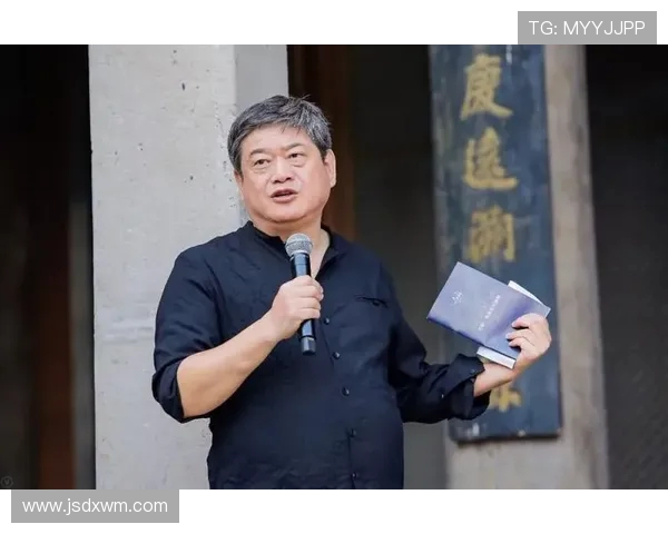 王岚:在音乐与人生的交汇点上绽放光彩的多才艺女歌手